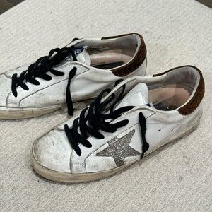 HEAVILY LOVED Golden Goose Superstars